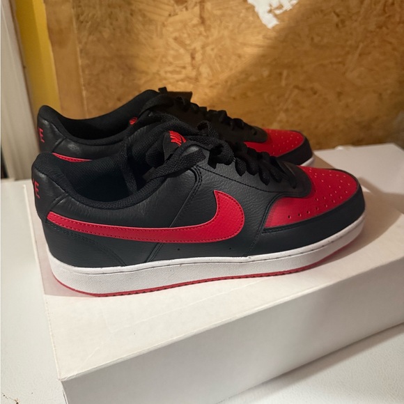 Nike Other - Mens Black and Red Sneakers